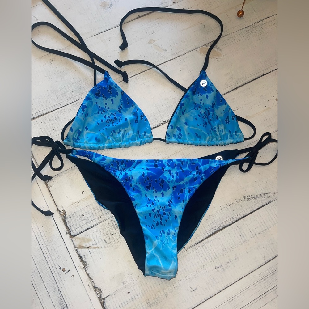 Pelagic bikini-reversible